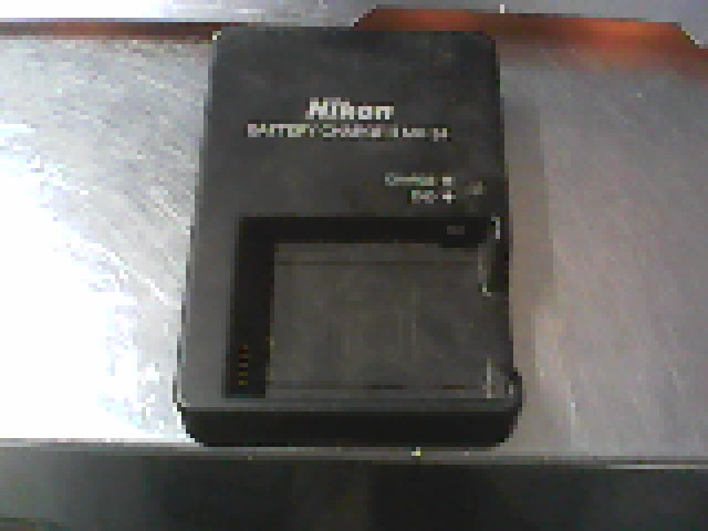 Chargeur de batterir mh-24