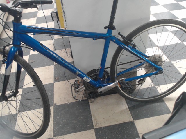 Velo bleu hybride