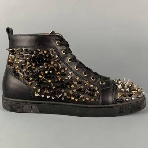 Louboutin no limit gold black spikes t44
