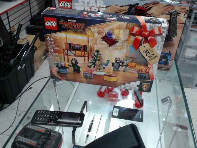 Lego advent calendar marvel