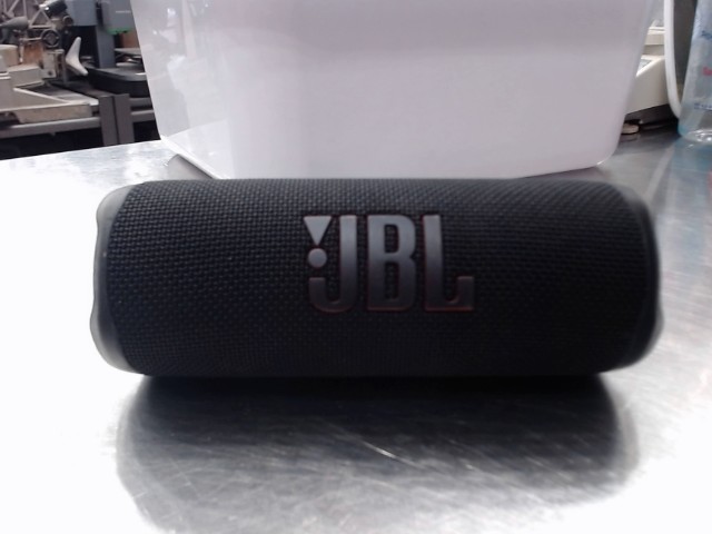Speaker bluetooth