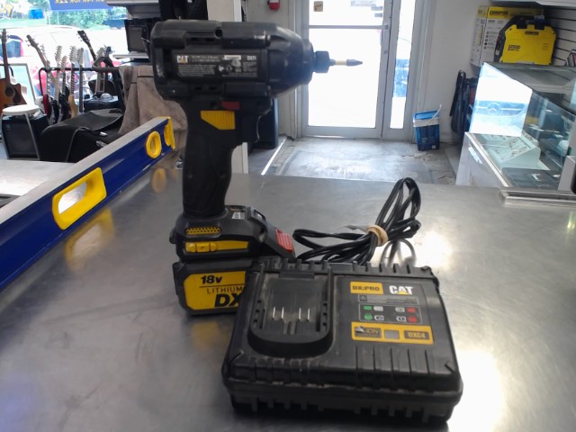 Impact driver cat + batt 4ah + charg