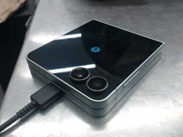 Z flip 7 gris 512gb pw 123456