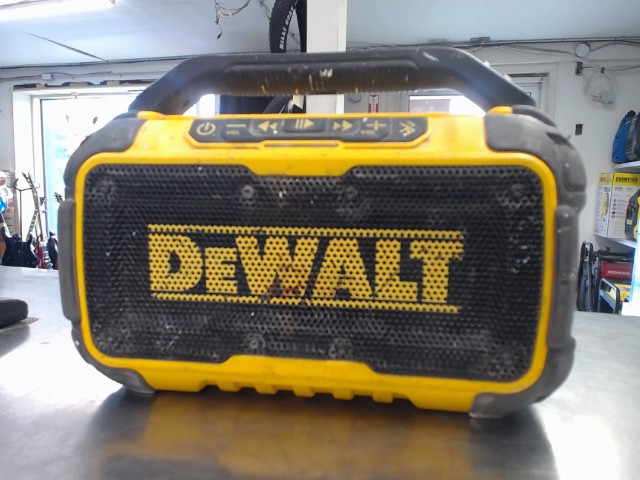 Radio de chantier dewalt