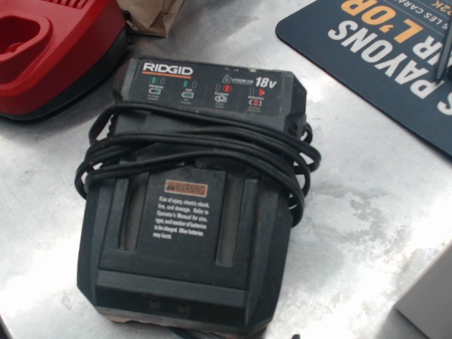 Chargeur ridgid 18v