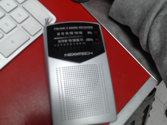 Petite radio portatfi