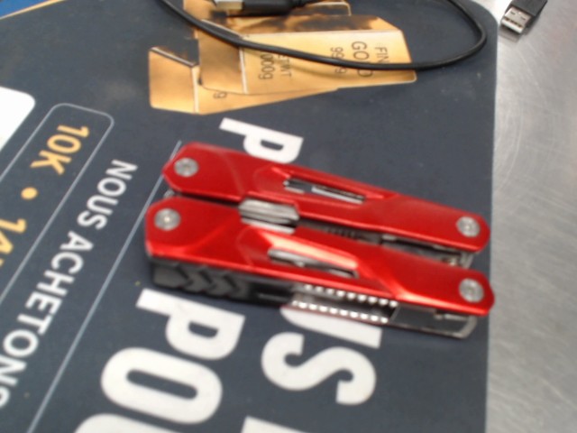 Multi tool de poche