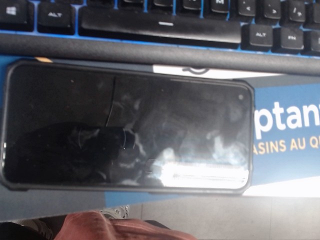 Galaxy a11 32gb noire +case pw2442