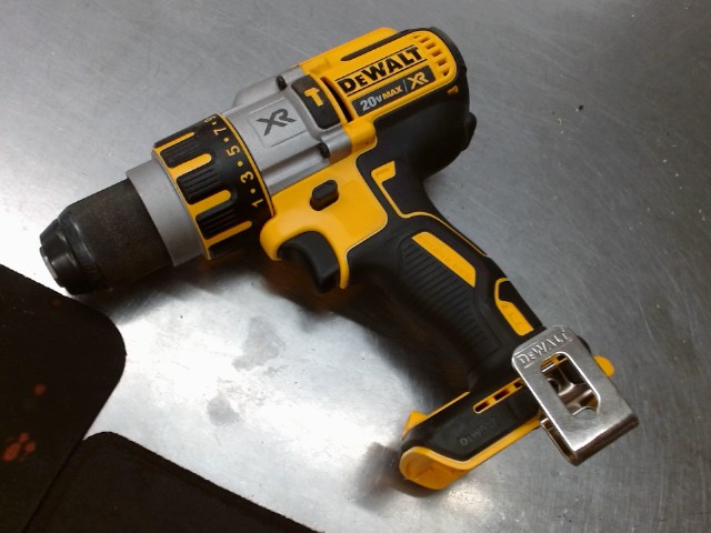 Drill dewalt xr dcd995 bonne etat
