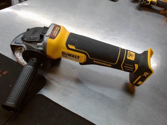 Grinder dewalt avec garde et poignet