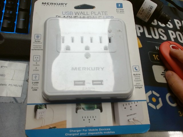 Usb wall plate merkury in box