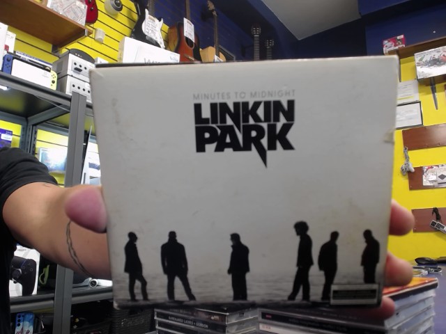 Linkin park minutes to midnight