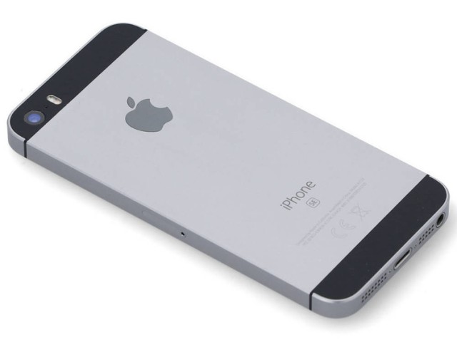 Iphone se with box