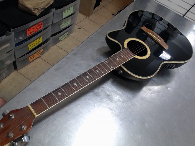 Guitare semi electrique noir h.o.