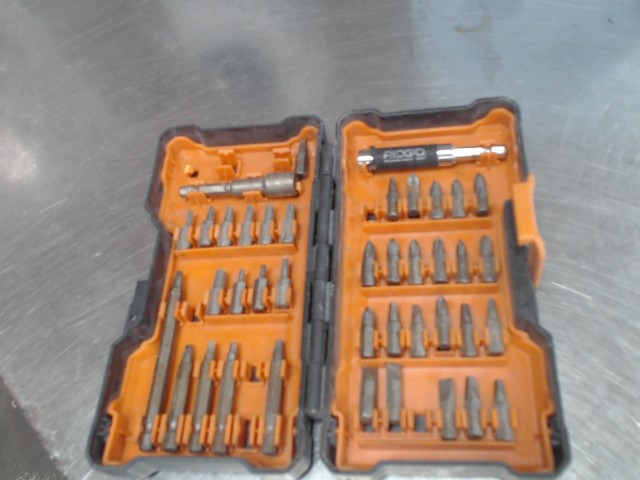 Kit bit drill dcase