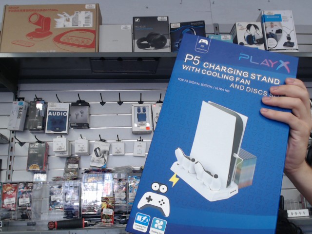 Charging stand with cooling fan