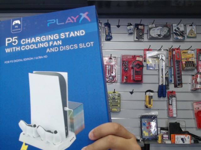 Charging stand with cooling fan