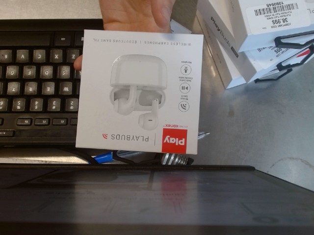 Playbuds pro