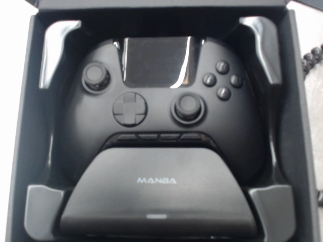 Manette pc mix xbox ps5 noire