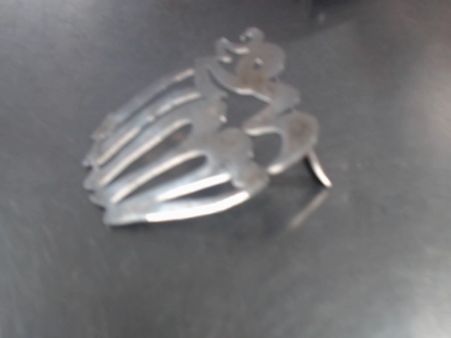 Broche en argent