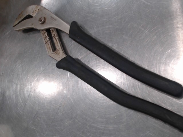 Vise grip 16 inch