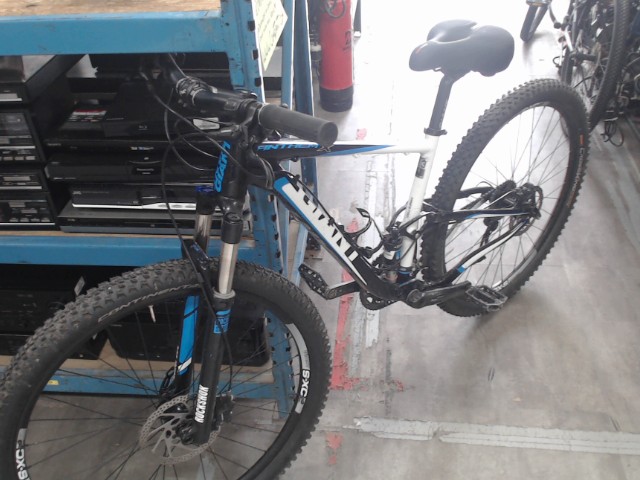 Velo double suspension/frein disque(2014