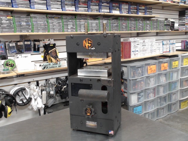Press hydrolique touch 12 tonnes