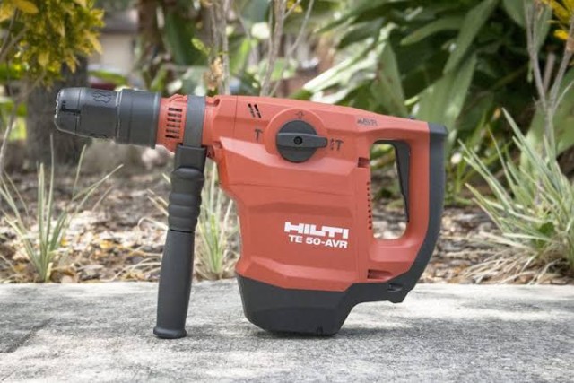 Rotary hammer drill