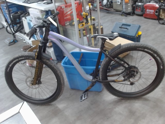 Velomont/suspav/b.disc.huil/wrap gris
