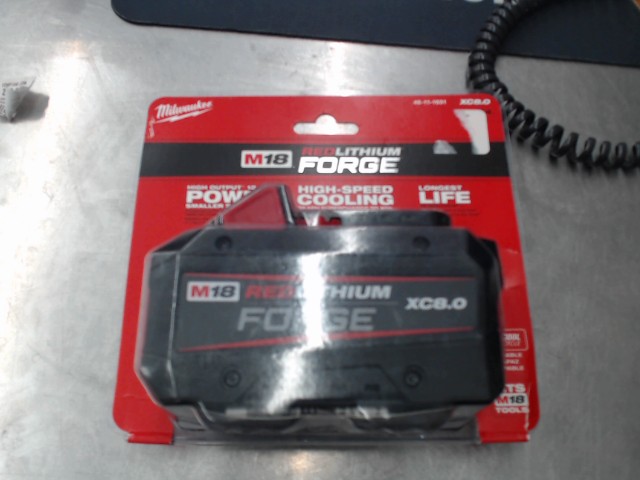 Batterie milwaukee m18 xc8.0 neuf
