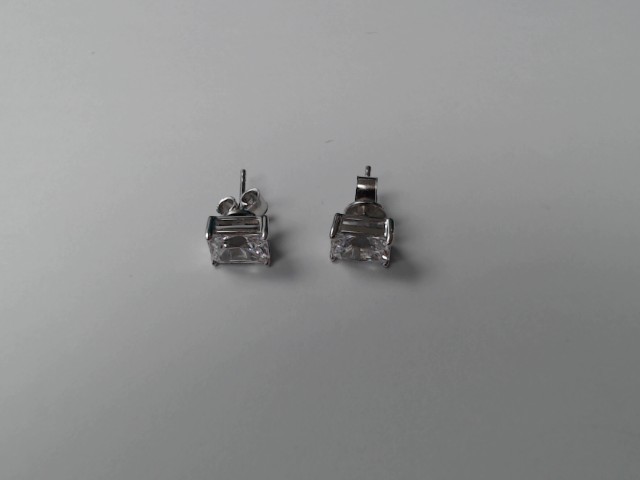 Paire de b-o en argent