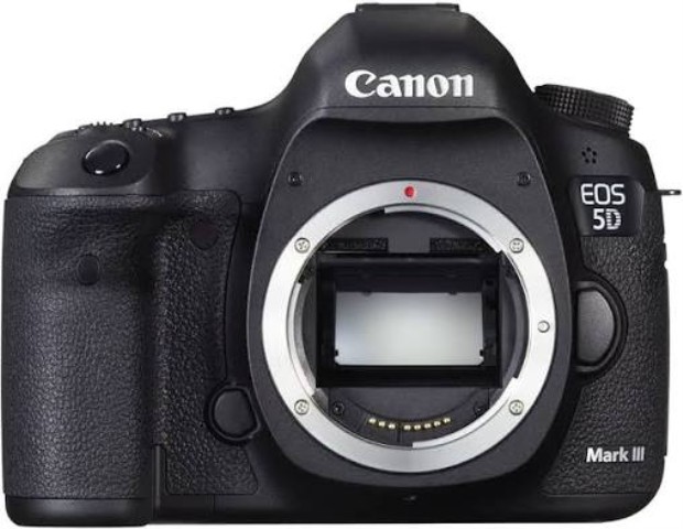 Canon eos 5d mark ii battery body only