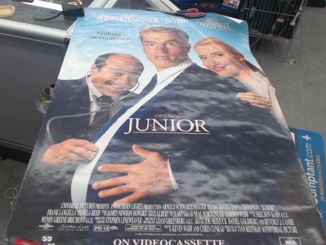 Affiche promotionnel film junior 40x27