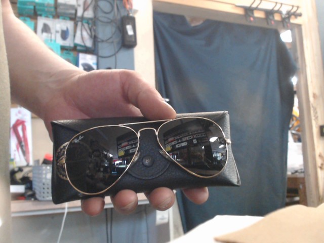 Ray bans aviator