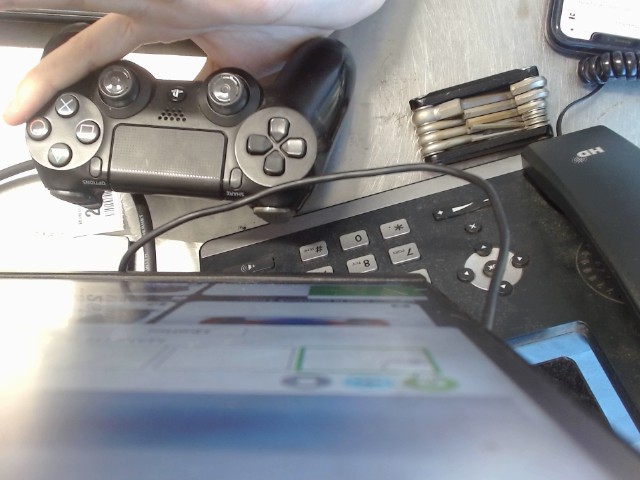 Manette pd4