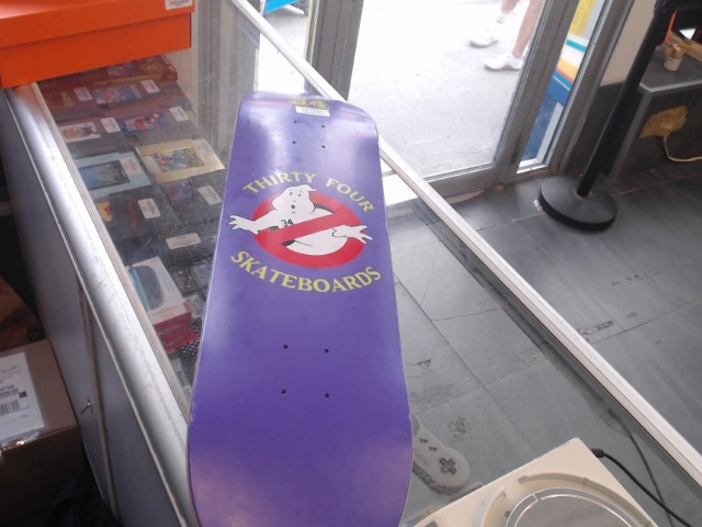 34 skateboard ghost buster mauve
