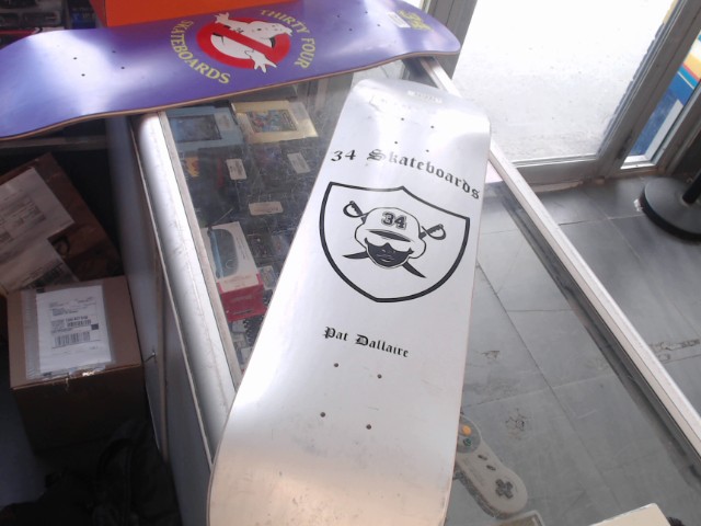 34 skateboard pat dallaire
