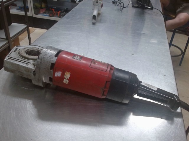 Pipe treader electrique