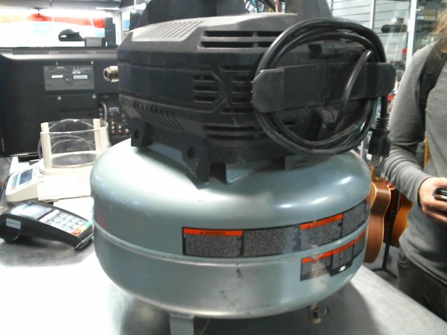 Compresseur a air 8 gallon