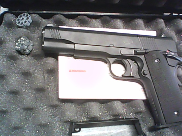 �stolet cole .177 cal in case +acc