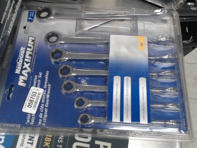 Twist handle combination wrench tools
