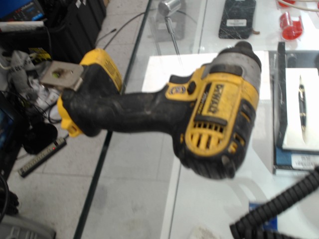 Impact dewalt