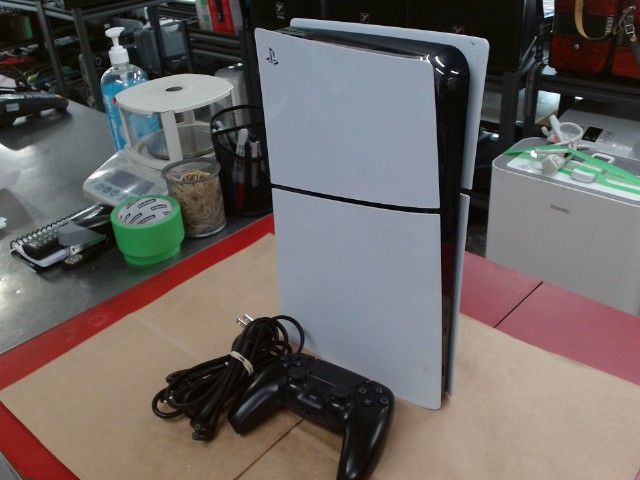 Console ps5 slim+manette+fils