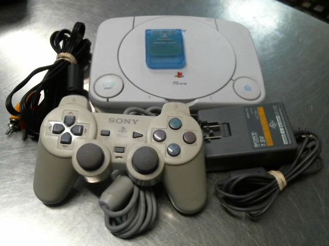 Playstation 1 slim avec acc
