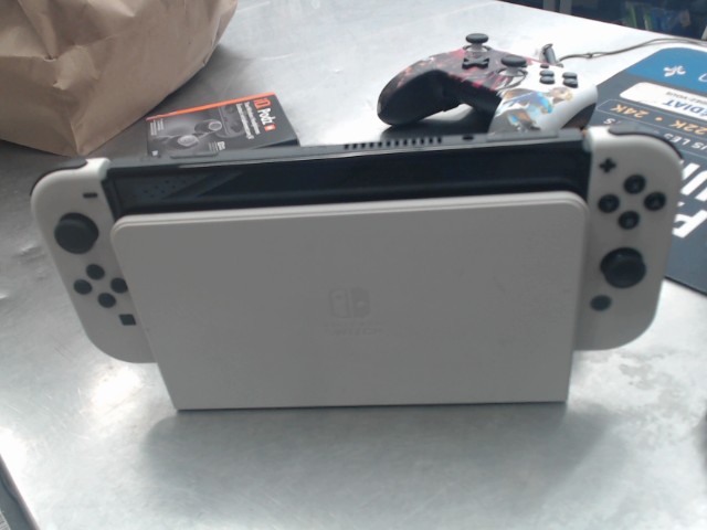 Nintendo switch oled heg-001
