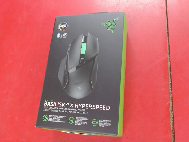 Souris gaming basilisk v3