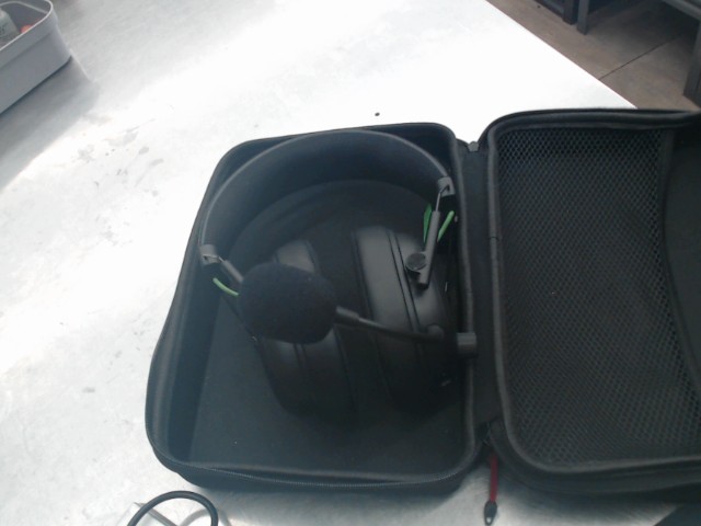 Blackshark v3 wireless w dongle green