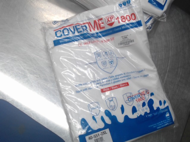 Combinaison microporeuse