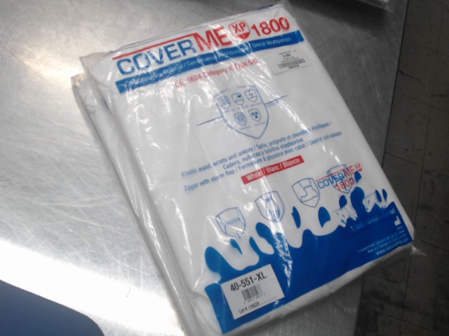Combinaison microporeuse