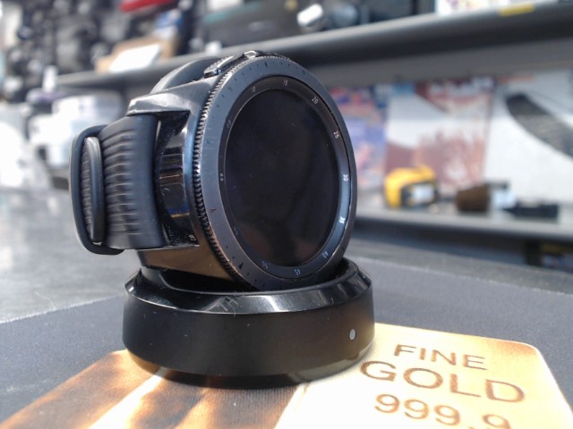 Montre de sport interlligente + chargeur